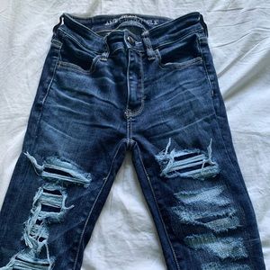 American Eagle Ripped High-Rise Skinny Jeans (23S)